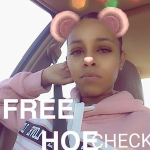 Meet your Posher, Tiara